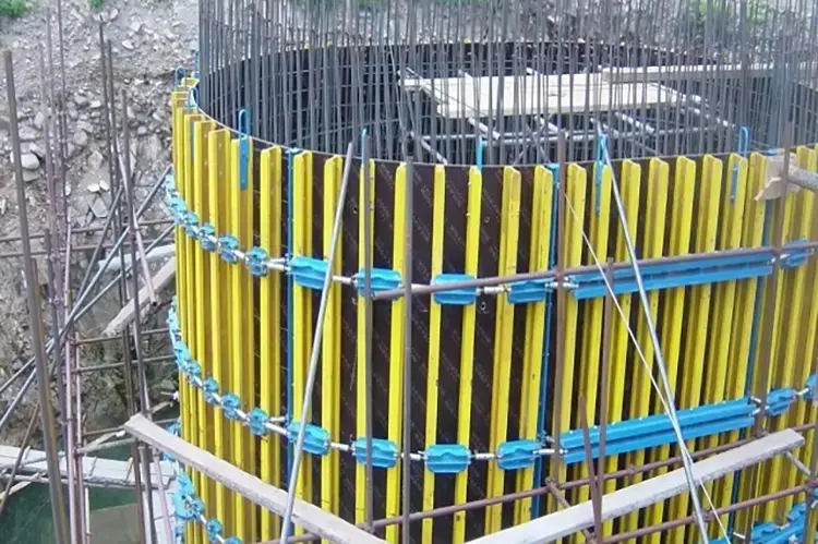 concrete formwork for walls and columns